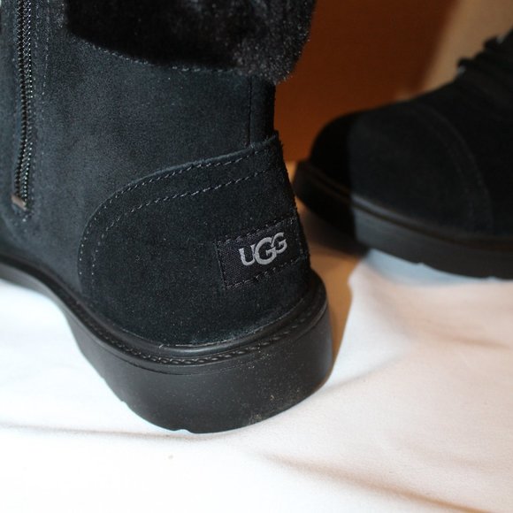 NIB UGG YOUTH 5 6 WOMENS 6.5-7 7.5-8 WATERPROOF BLACK SUEDE ANKLE BOOTS - Picture 6 of 8